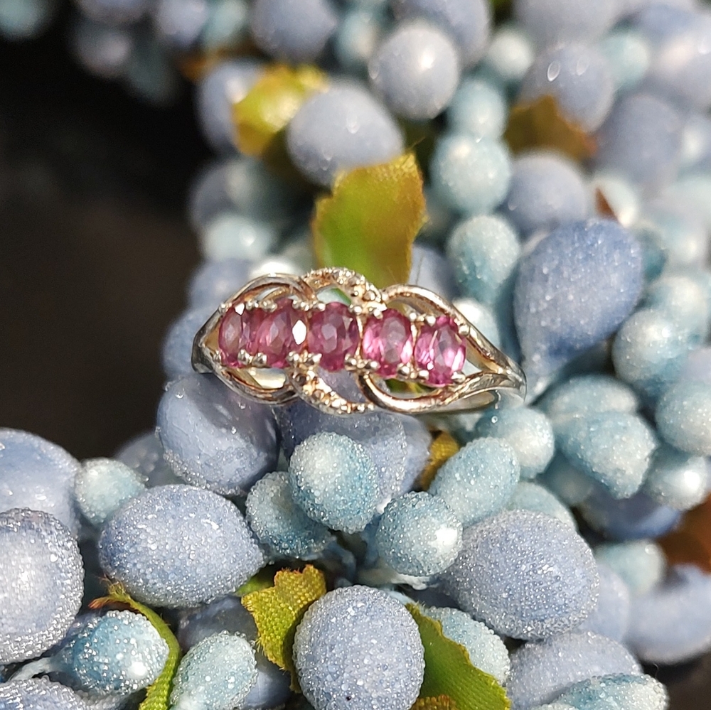 Silver Rhodolite Garnet Ring - Picture 5 of 7